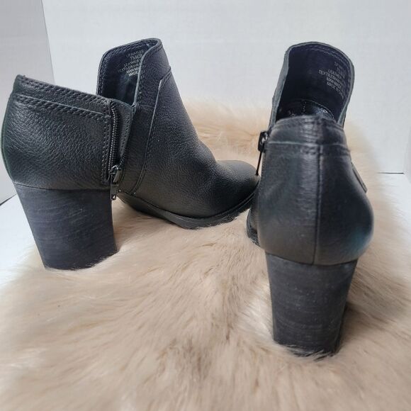Lucky Brand Natalee Heeled Lugged Sole Side Zip Ankle Bootie Size 7.5 - Picture 5 of 10